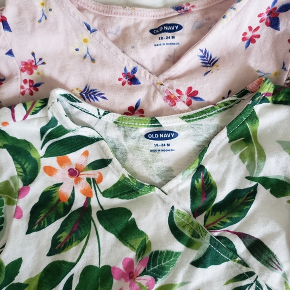 18-24month Old Navy Shirts with a mock wrap tie - Picture 2 of 2